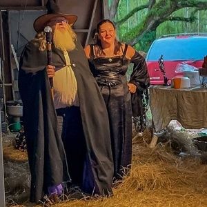 Meet your Posher, Luanne